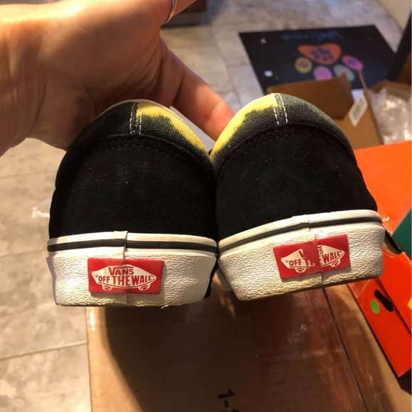 Men's Vans Old Skool Tie-Dyed Sneakers - 10 - Picture 8 of 10